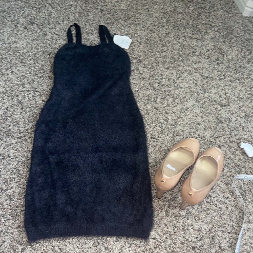 Fabletics 90’s mini dress- fuzzy
NWT